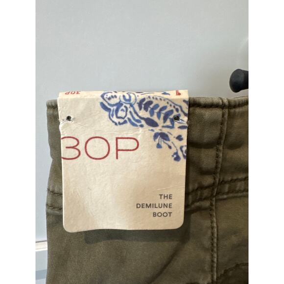 MSRP $140 Pilcro Demulune Boot Cut Utility Flare Size 30 Petite SAME DAY SHIP - Picture 6 of 7